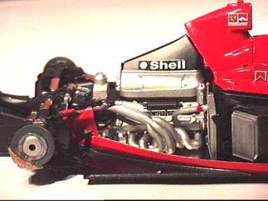 f1_2000_17.jpg (21681 Byte)
