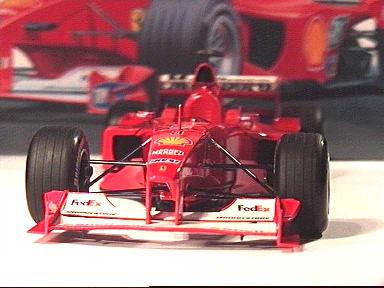 f1_2000_25.jpg (20892 Byte)