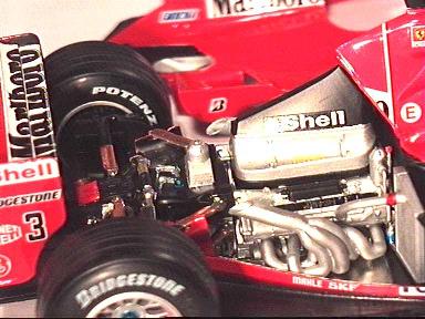 f1_2000_28.jpg (29337 Byte)